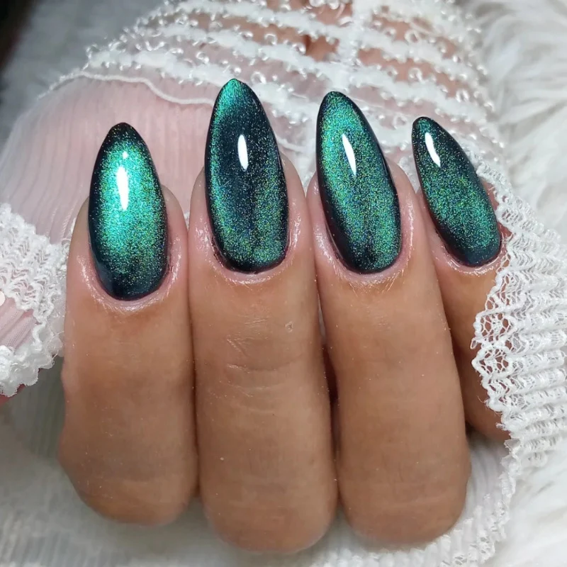Herzdesign Stiletto Nagelkunst Verbesserungen