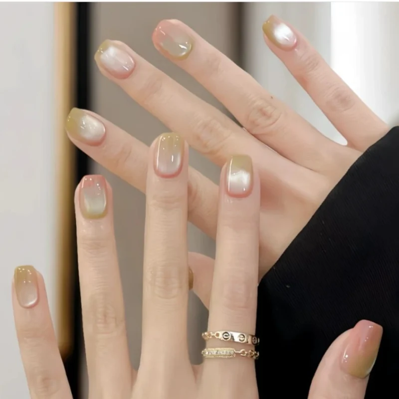 Gradient-Nagelkunst-Verstärkungen