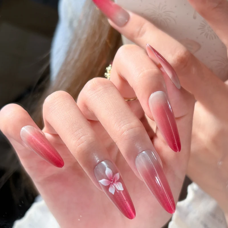 Elegantes, mit einer Schleife verziertes Press-On-Nagel-Set