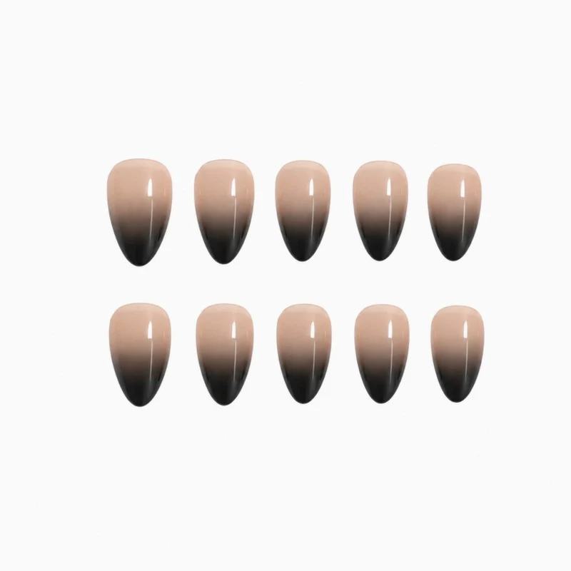Künstlerische Ombre Stiletto Nagelverlängerungen