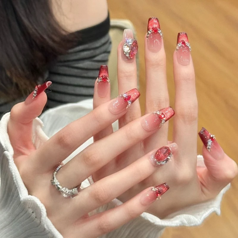 Glänzende quadratische Spitztipperweiterungen