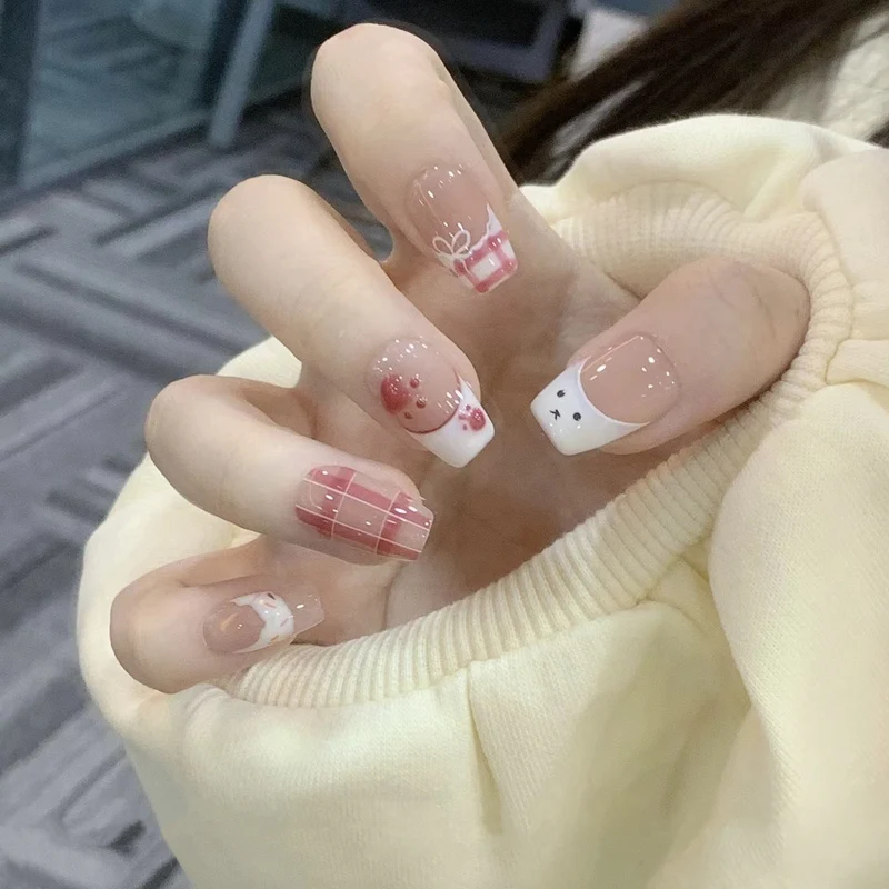 Künstlerische Nagelkunst