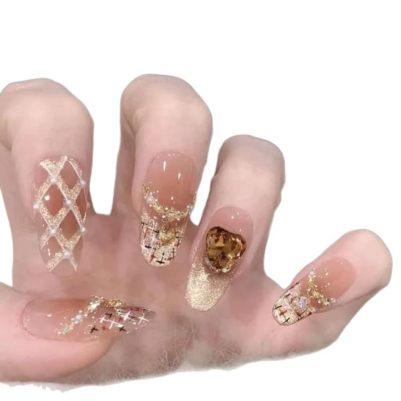 Künstlerische Nagelkunst