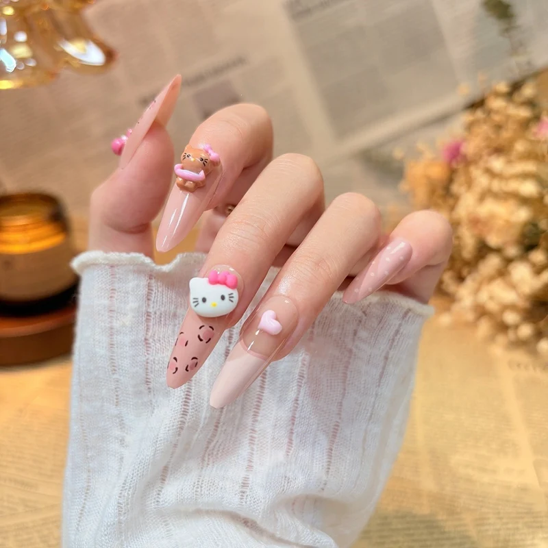 Elegante Stiletto-Nagelkunst-Verstärkungen