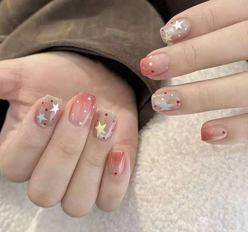 Elegante Ombre Stiletto Nagelverlängerungen
