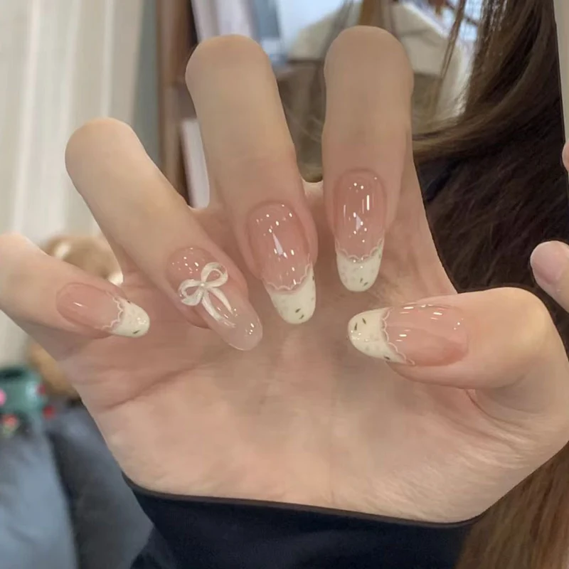 Elegante Ombre Stiletto Nagelverlängerungen