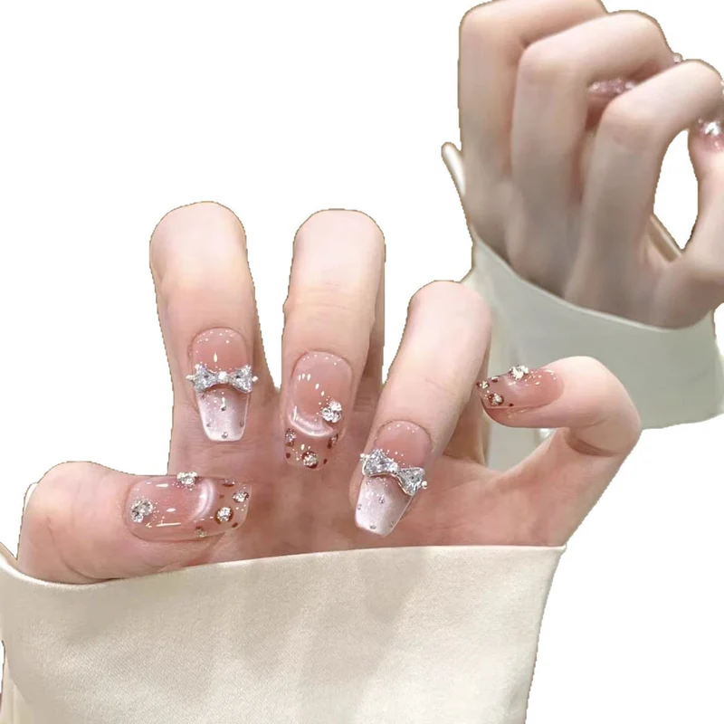 Dekorative Stiletto-Nagelspitzen