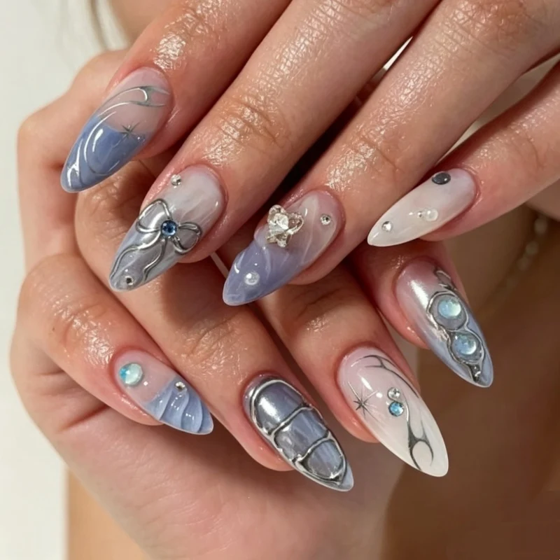 Dekoratives Stiletto Nagelkunst Set