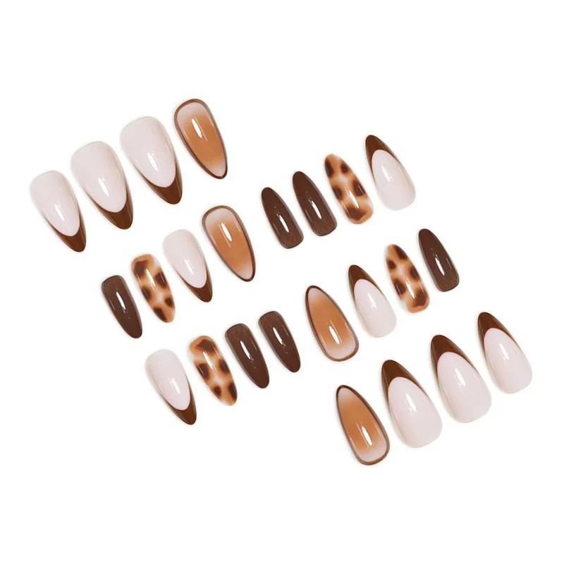 Stylische Stiletto-Nagelverzierungen