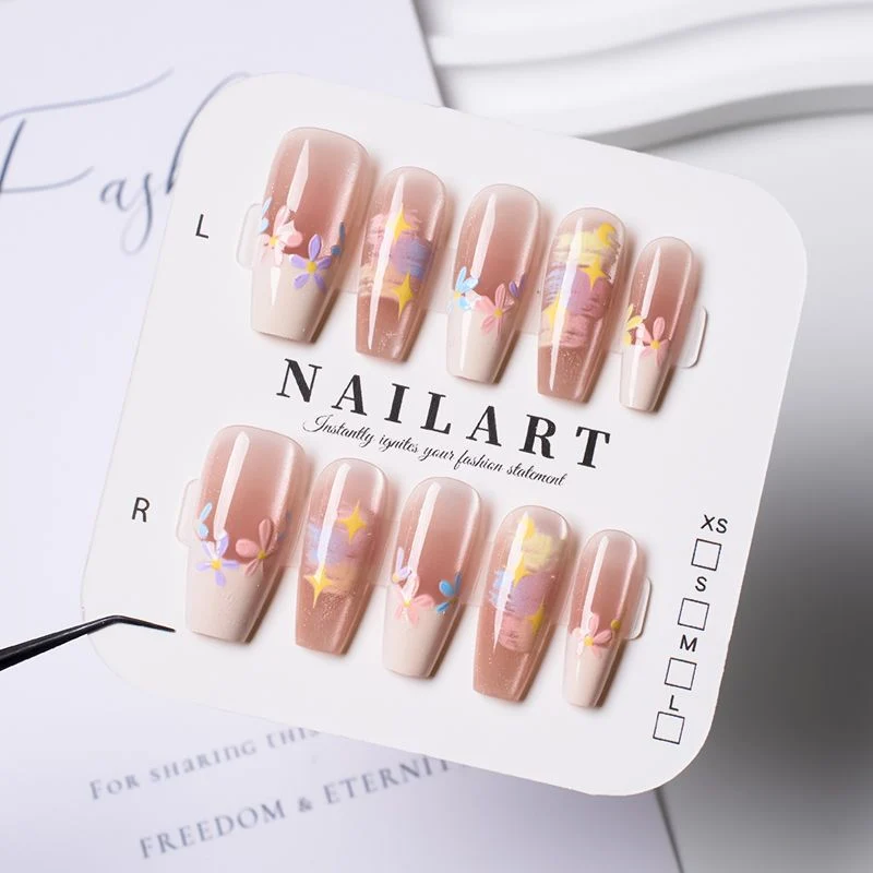 Stylisches Press-On-Nagelset