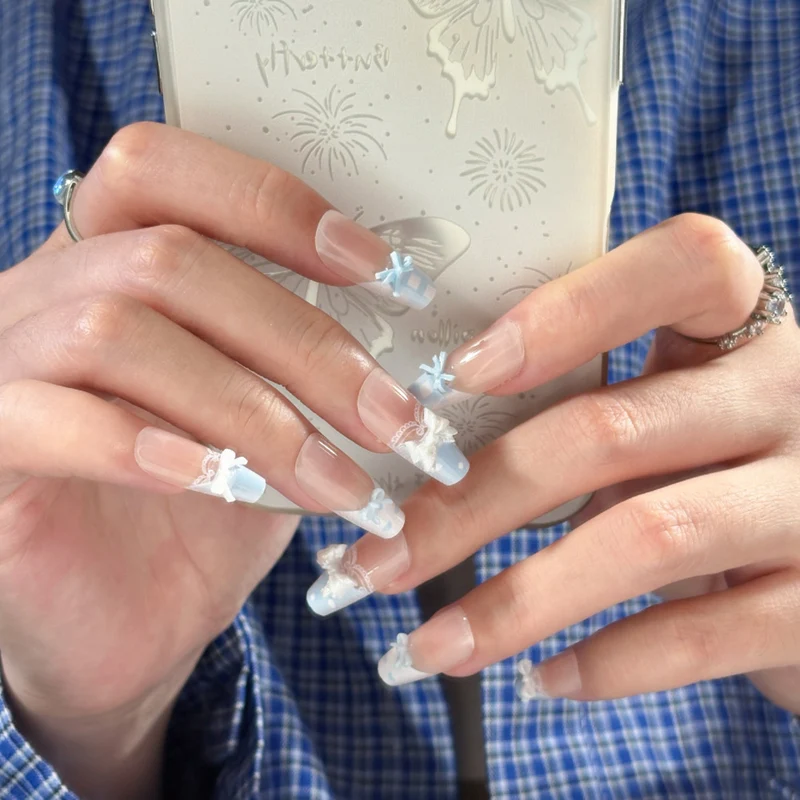 Dekoratives Press-On Nagelkunst Set