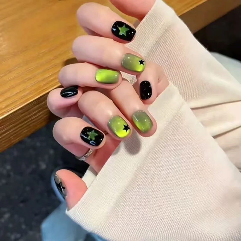 Dekorative Nagelverstärkungen