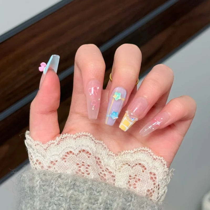 Dekorative Nagelverstärkungen