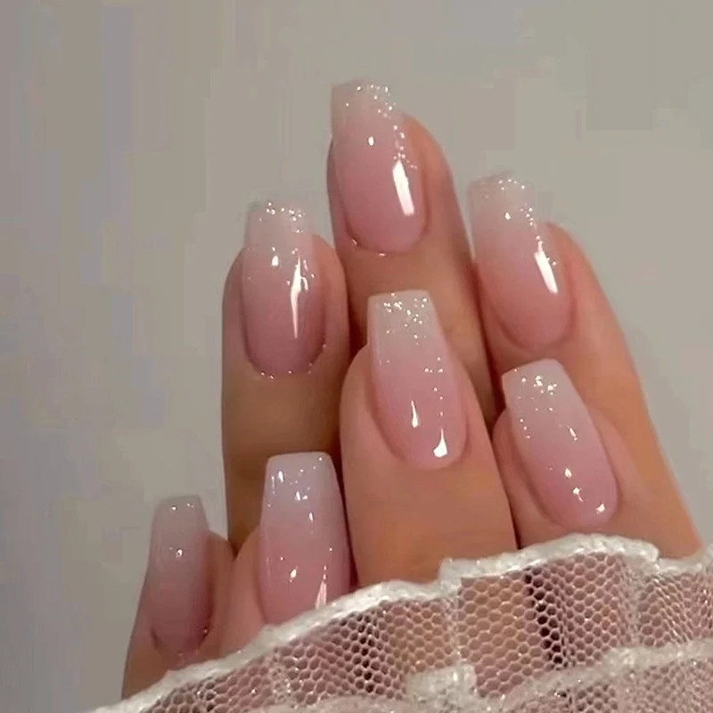 Dekorative Glitter Nagelkunst Verlängerungen