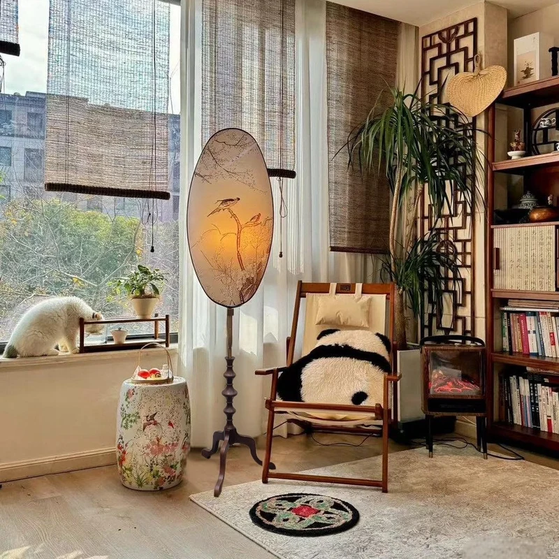 Elegante Künstlerische Stehlampe