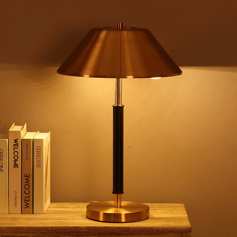Dekorative Tischlampe