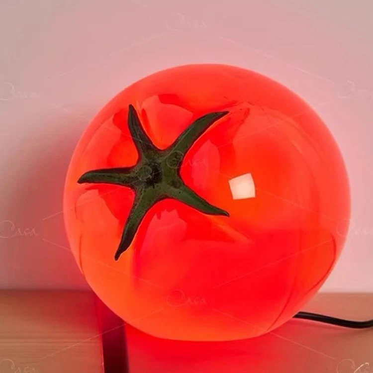 Kreative tomatenförmige Tischlampe