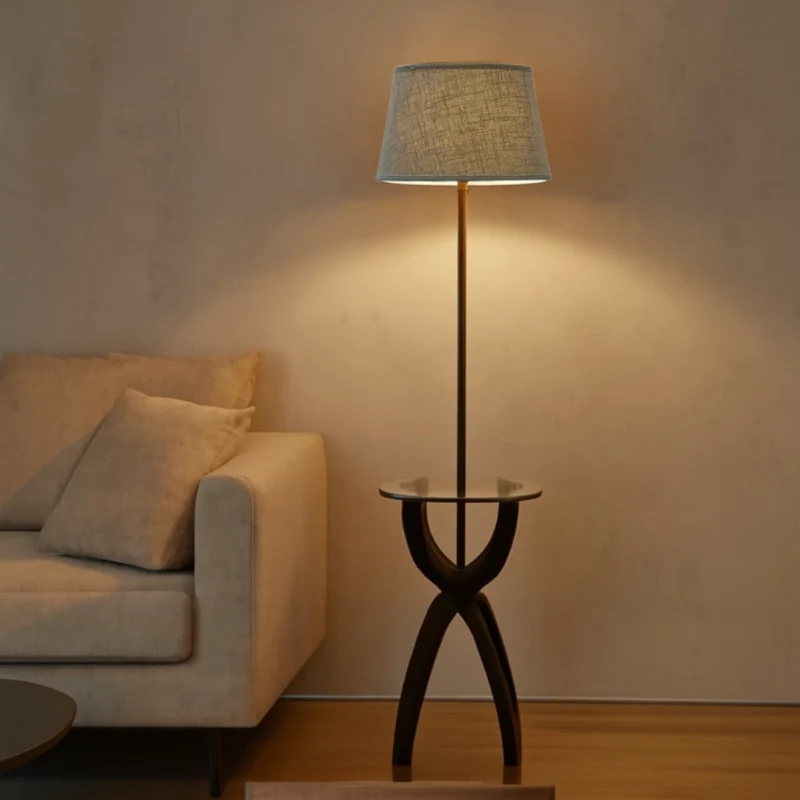 Zeitgenössische Stehlampe