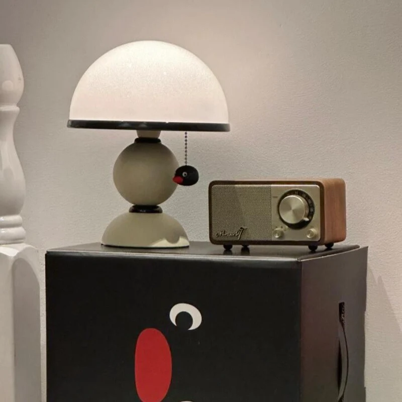 Verspielte dekorative Tischlampe