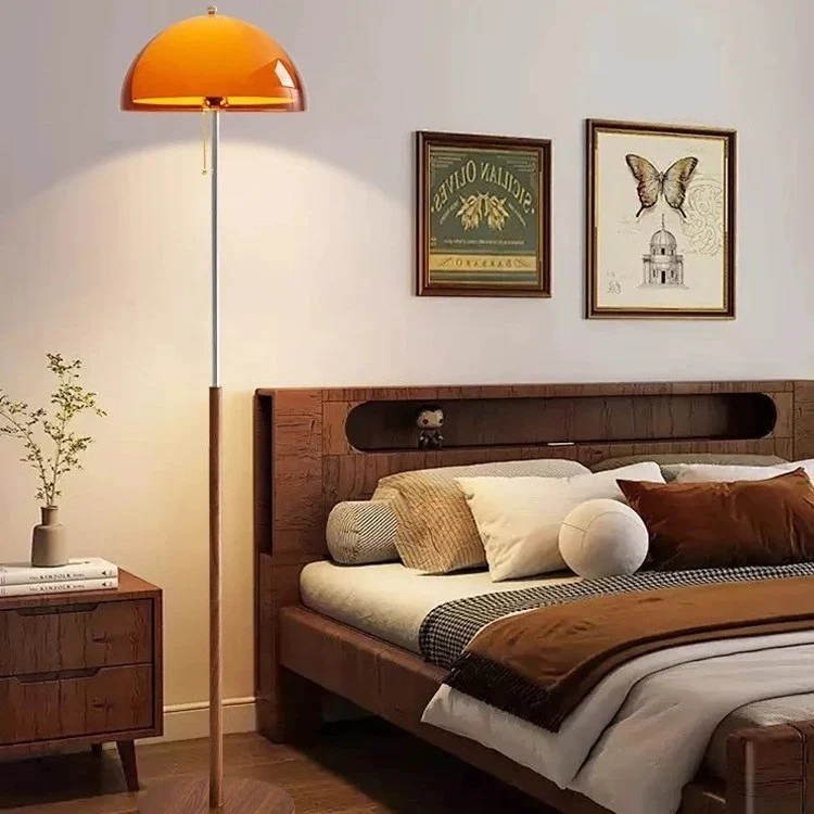 Moderne Stehlampe