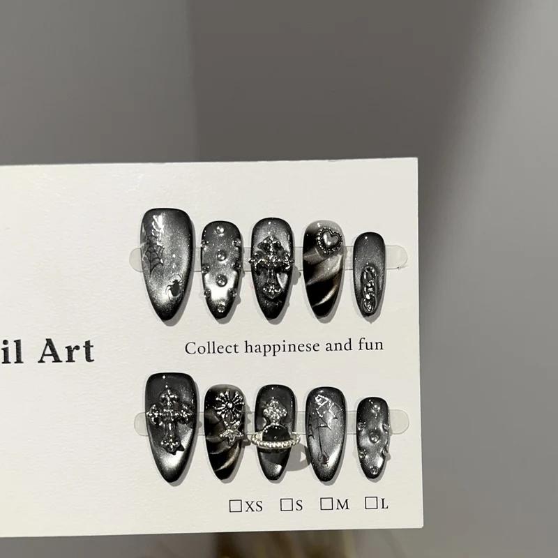 Gothic-Themen Press-On Nagelkunst Set