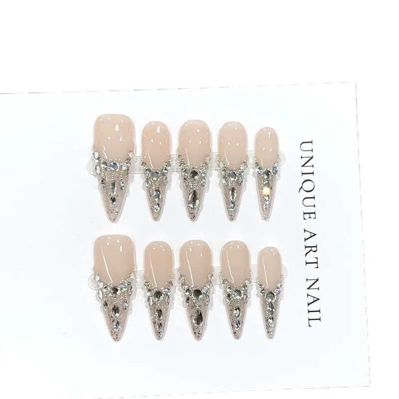 Glamouröser Stiletto Press-On Nägel Set