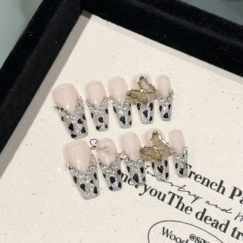 Glamourös Schmetterlings-verziertes Nagelkunstset