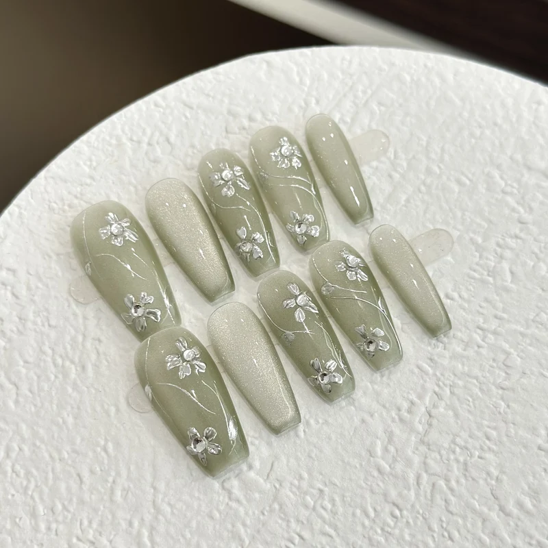 Blumenmuster Press-On Nail Set