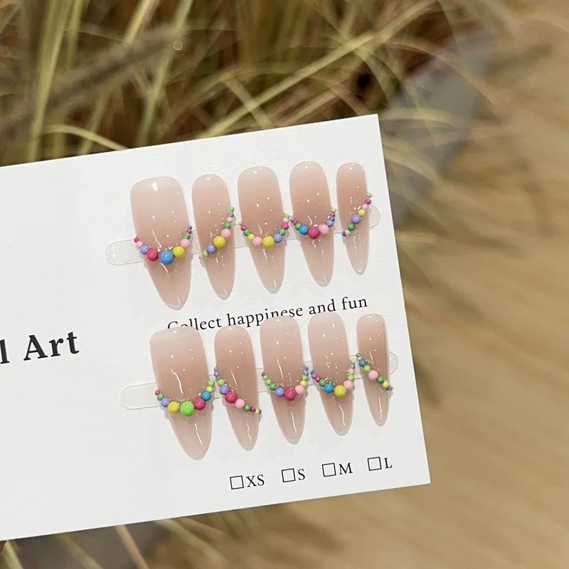 Dekorative Themen-Press-On-Nagelkunst
