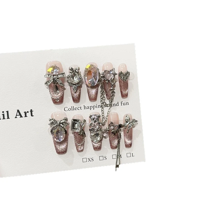 Glamouröse Strass Press-On Nagelkunst Set