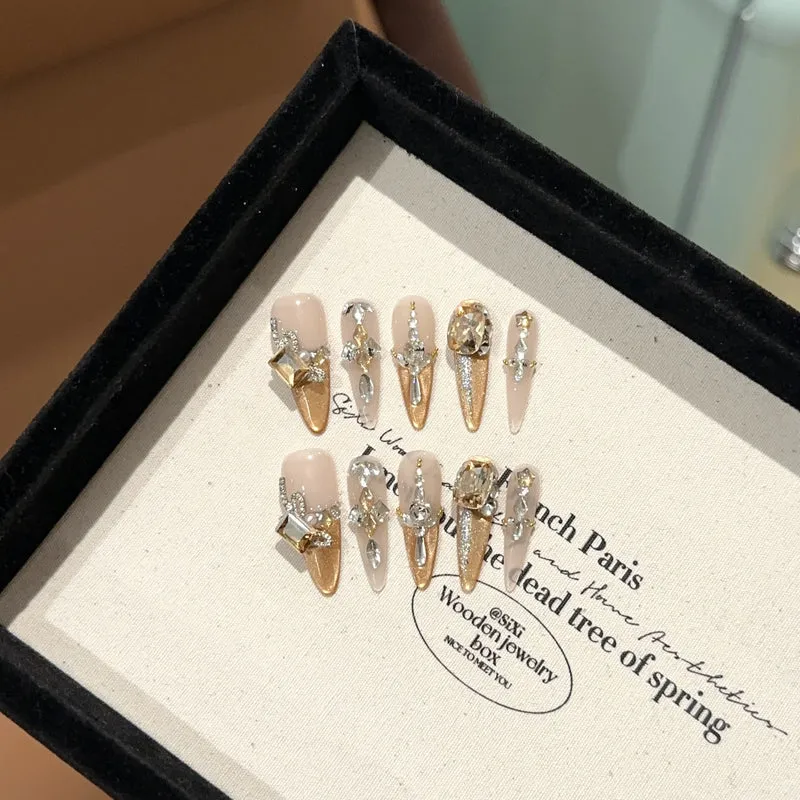Glamouröses Steinbesetztes Press-On Nagelset