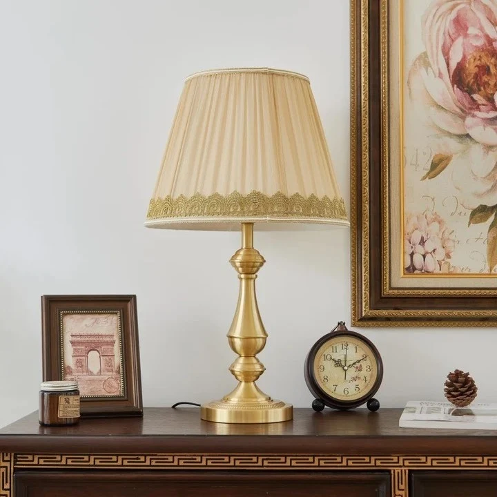 Vintage-inspirierte elegante Tischlampe