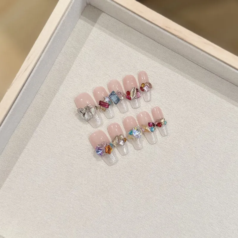 Handgefertigtes dekoratives Press-On-Nagelset