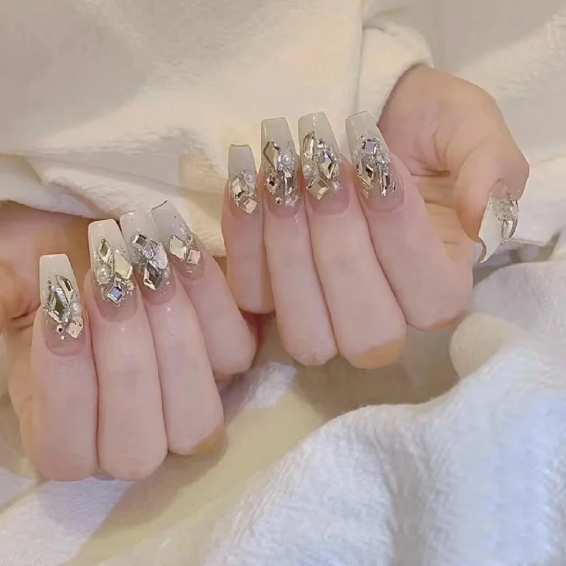 Luxus mit Strass verzierter Press-On Nagelset