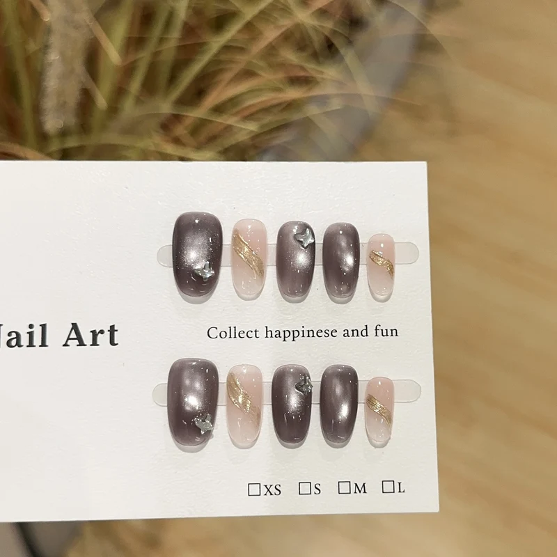 Elegantes Press-On Nagelset mit glitzernden Details
