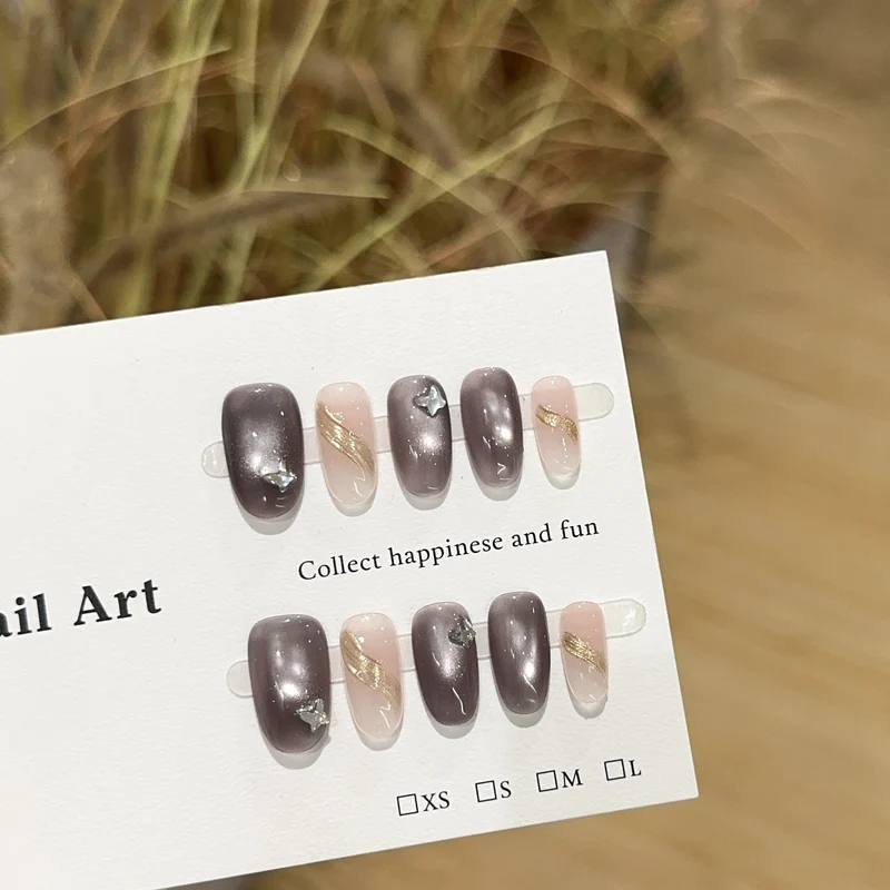 Elegantes Press-On Nagelset mit glitzernden Details