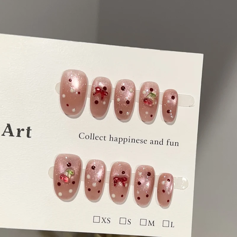 Dekoratives Nagelkunst-Set mit Kirschblütenmuster