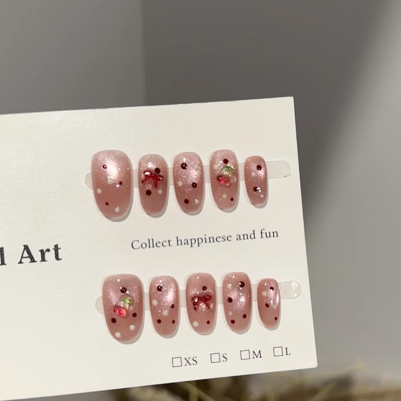 Dekoratives Nagelkunst-Set mit Kirschblütenmuster