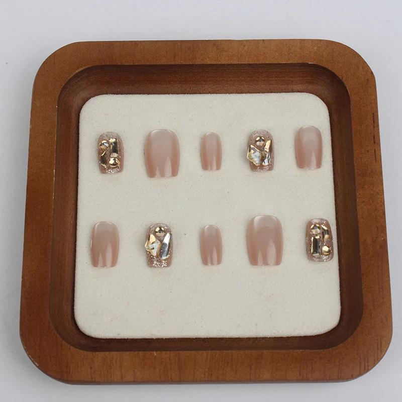 Dekoratives Stylisches Press-On Nagelset