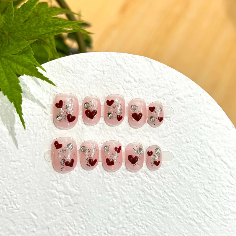 Dekorative Nagelkunst