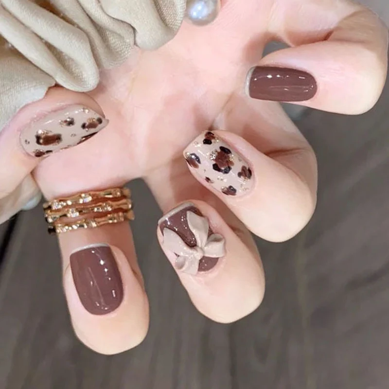 Dekoratives Nagelkunst-Set