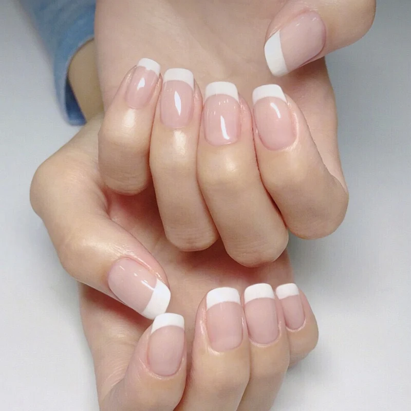 French Tip Press-On Nail Art