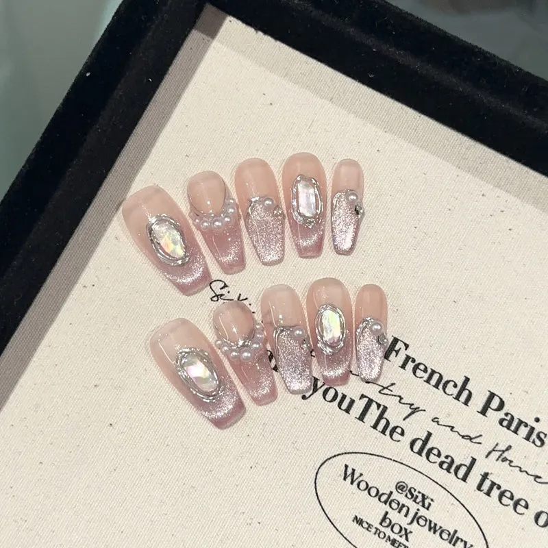 Elegantes Perlen- und Kristallverziertes Press-On-Nagel-Set