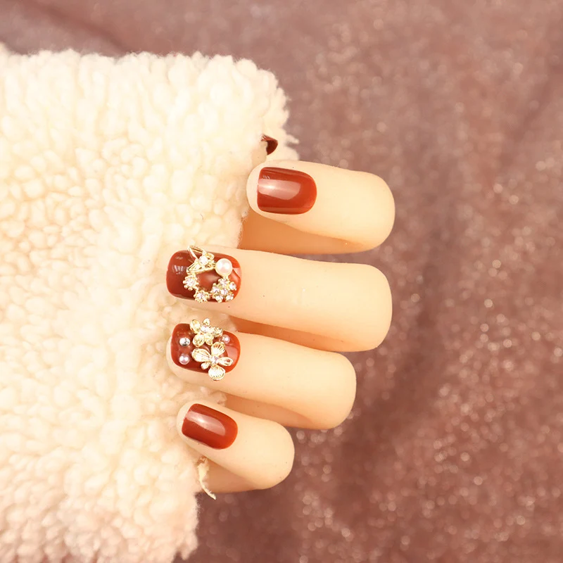 Dekorativer Strass Press-On Nagel Set