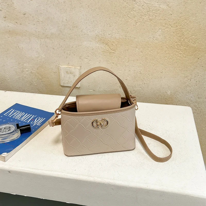 Moderne gesteppte Handtasche