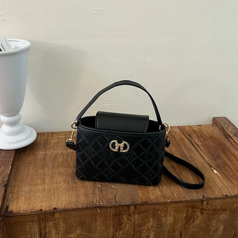 Moderne gesteppte Handtasche