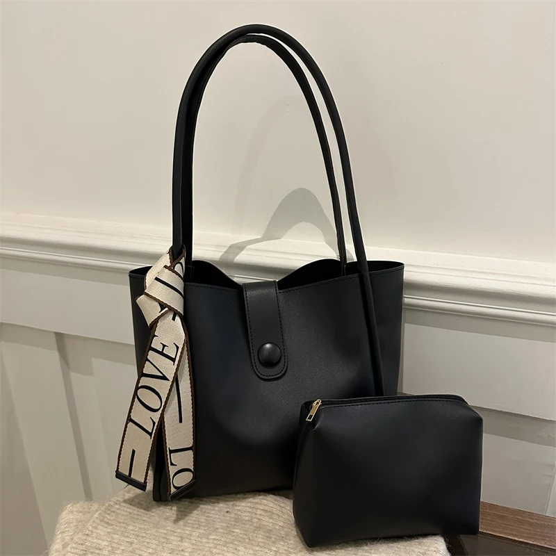 Minimalistische Kunstleder Tasche