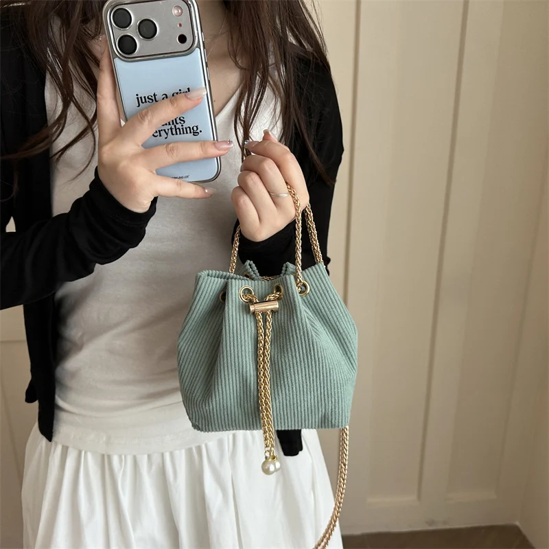 Stylische Leopardenmuster-Bucket-Handtasche