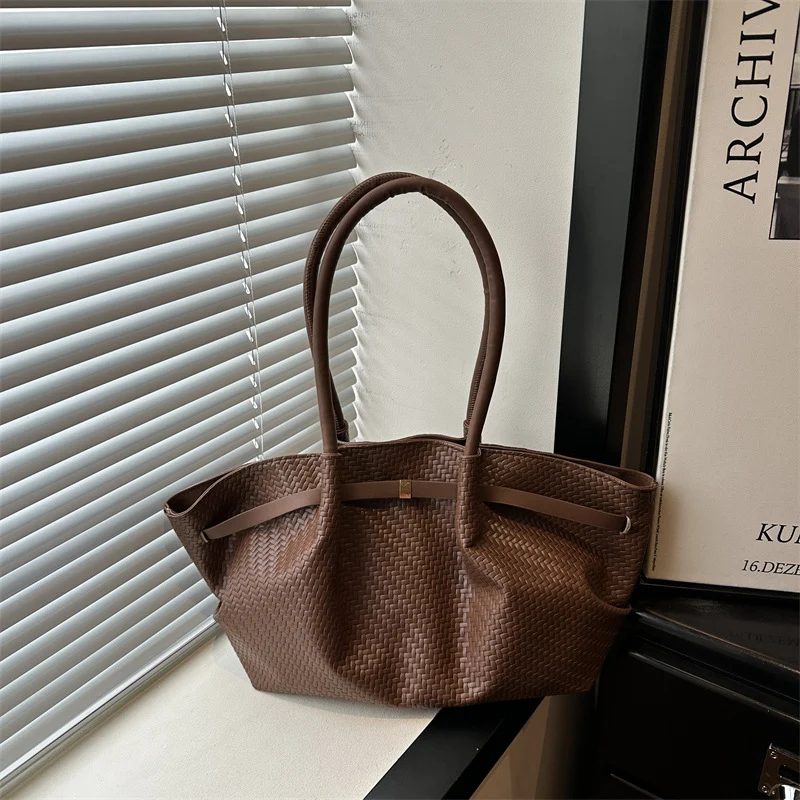 Woven Tote Handtasche