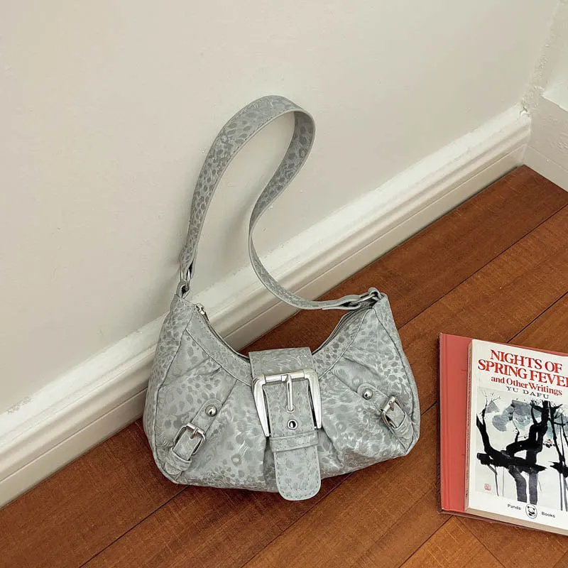 Exotische Texturierte Schultertasche